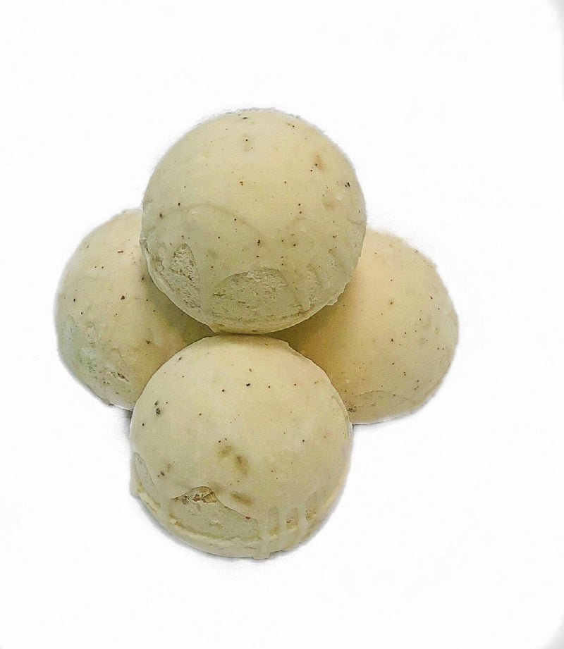 Milk and Honey bath bomb